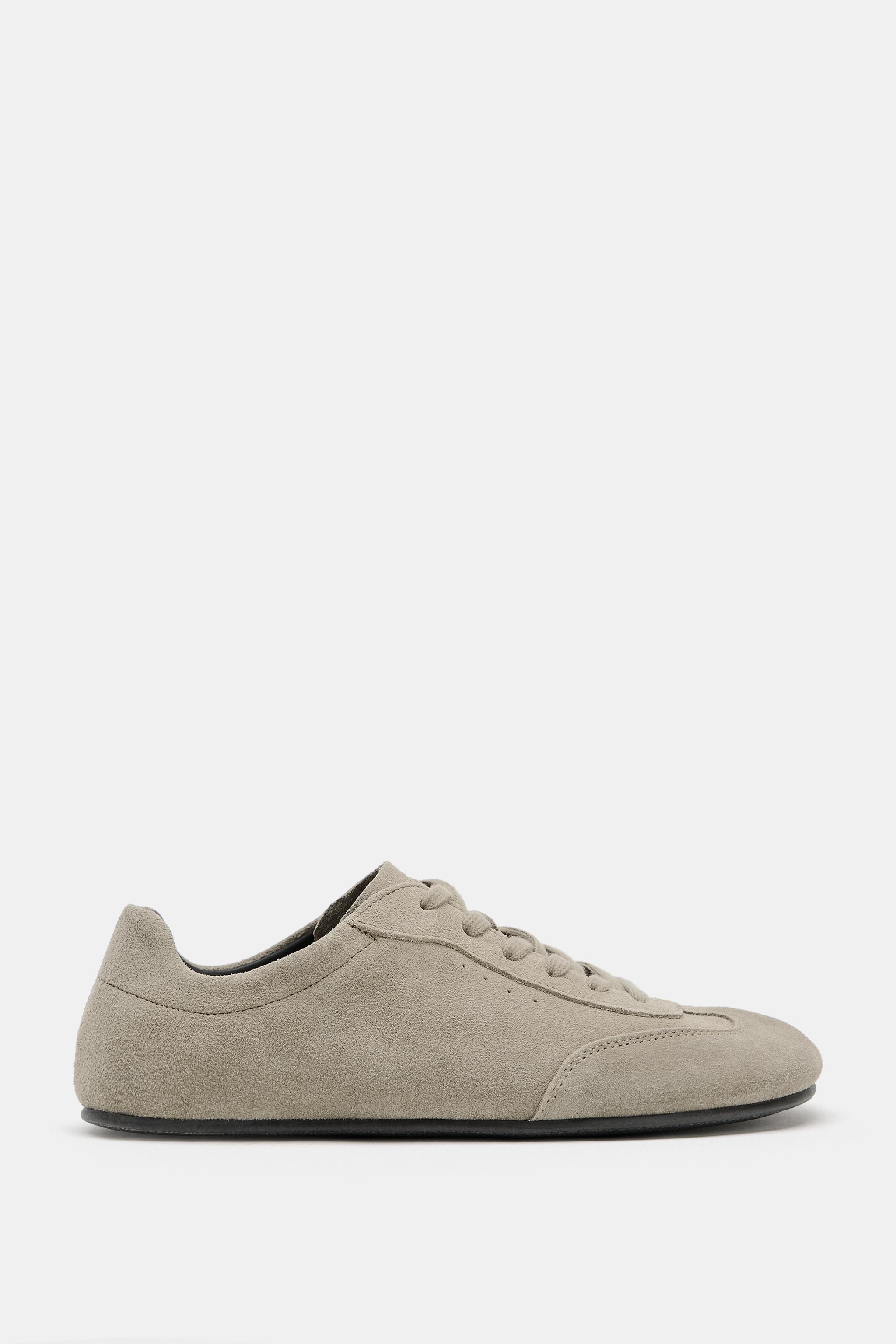 CHAUSSURES PLATES SPORTIVES EN DAIM